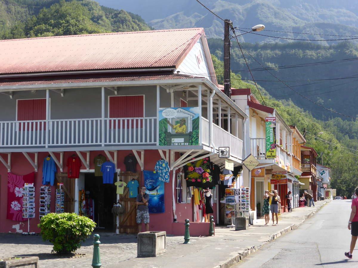 Gite Du Piton D Anchaing Hell-Bourg Exteriér fotografie